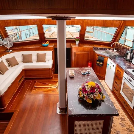 2022 Blue Cruise In Turkey بوتيل *